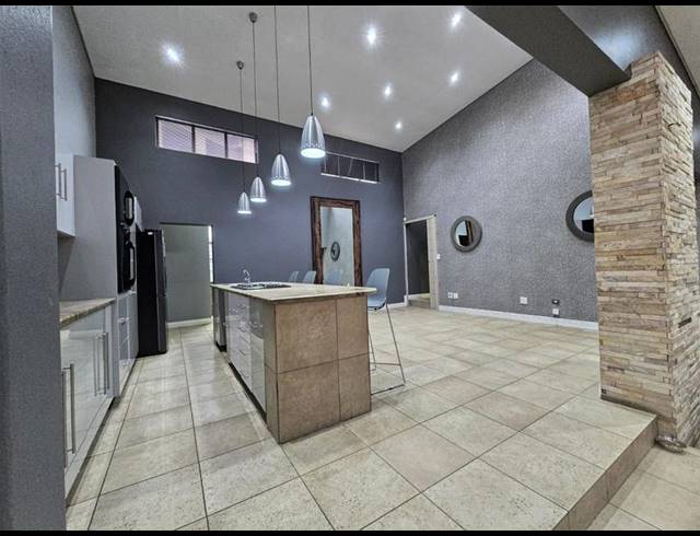 4 BEDROOM PROPERTY TO RENT IN WILLOW ACRES